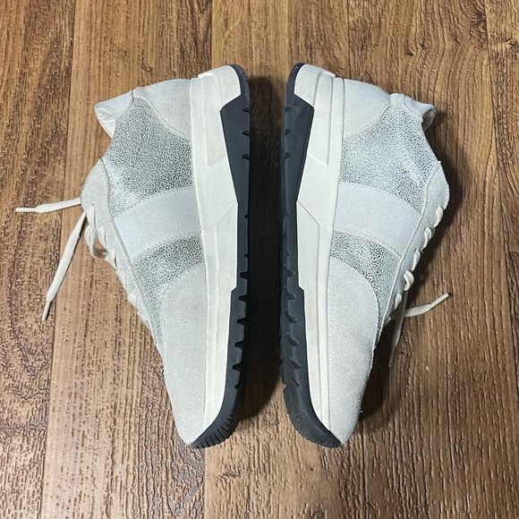 PAIGE Maya Women's Gray shimmer Athletic Shoes - Picture 4 of 10